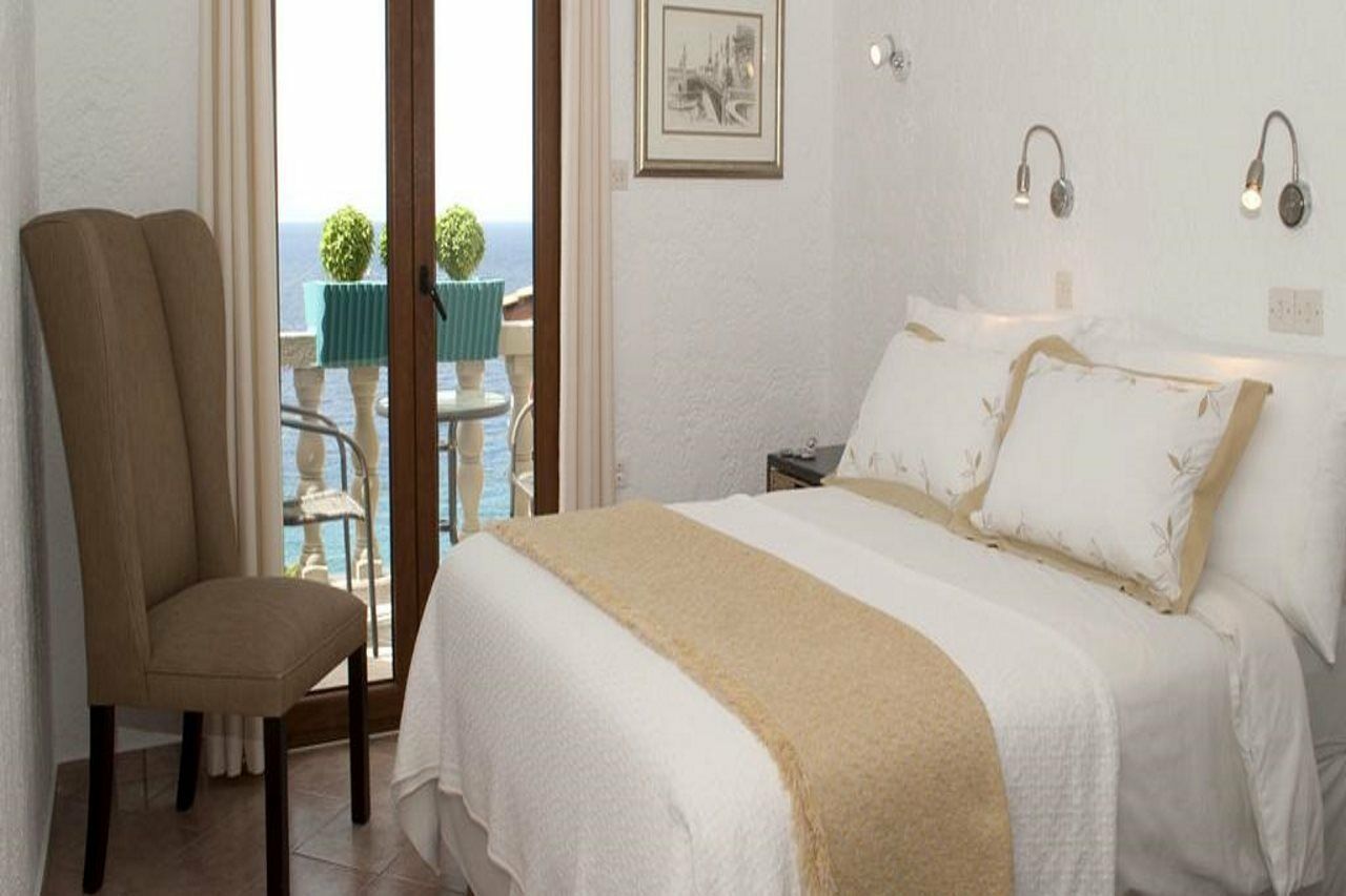 Hotel Cattleya 코카리 외부 사진